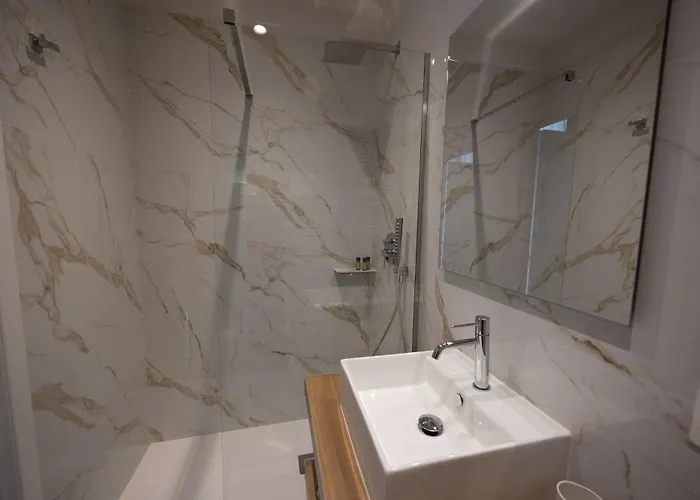 Extra Bed & Breakfast Trani