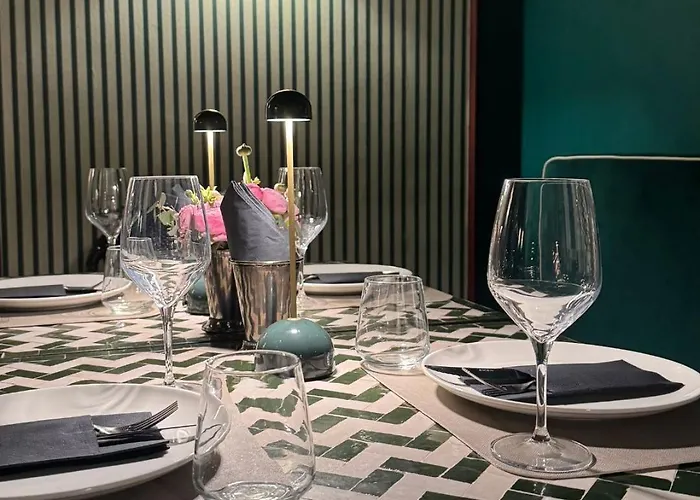 Extra Bed & Breakfast *